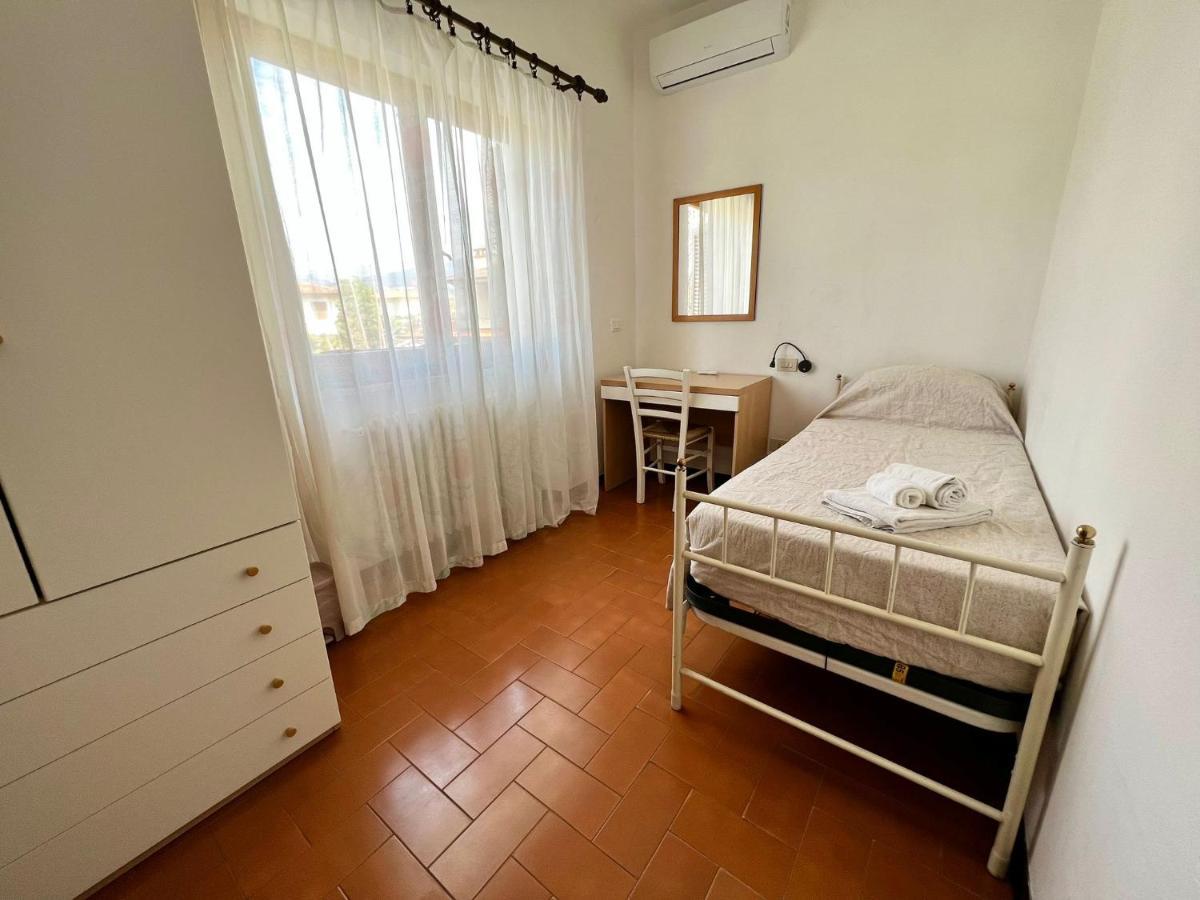 Bed&Breakfast Villa Lorena Forte dei Marmi Exterior foto